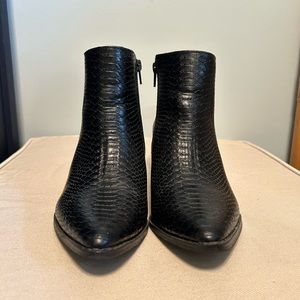 Coconuts by Matisse Astoria Booties